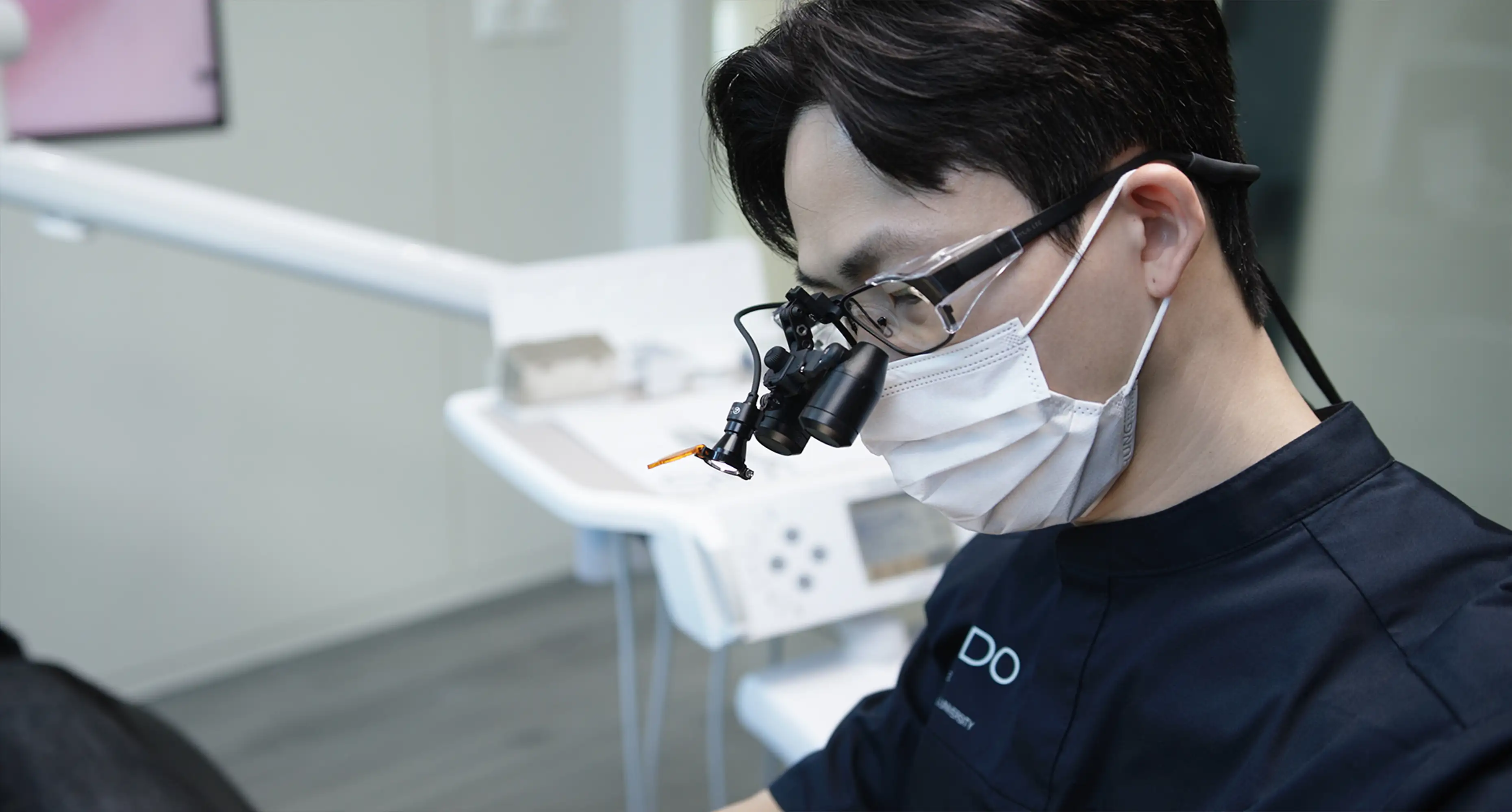 서울심도치과의원 | 앞니 임플란트 치료